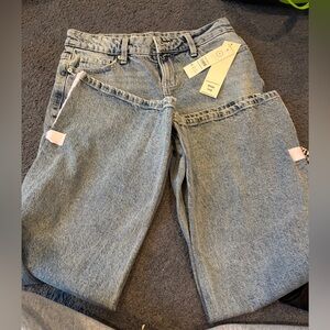 ✨No Boundaries Light Blue Wide Leg Jeans with Pink Bows✨